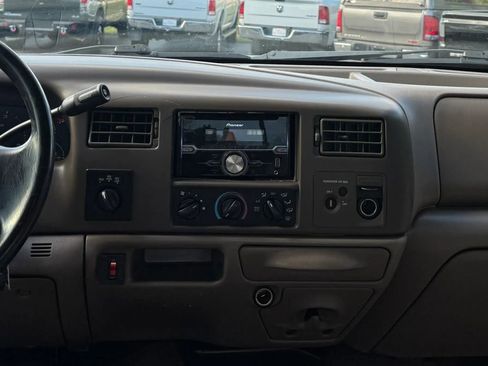 Used 2002 Ford F350 XLT AWD/4WD image 23