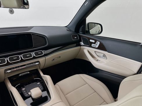 Certified 2025 Mercedes-Benz GLE 450 GLE 450 image 25