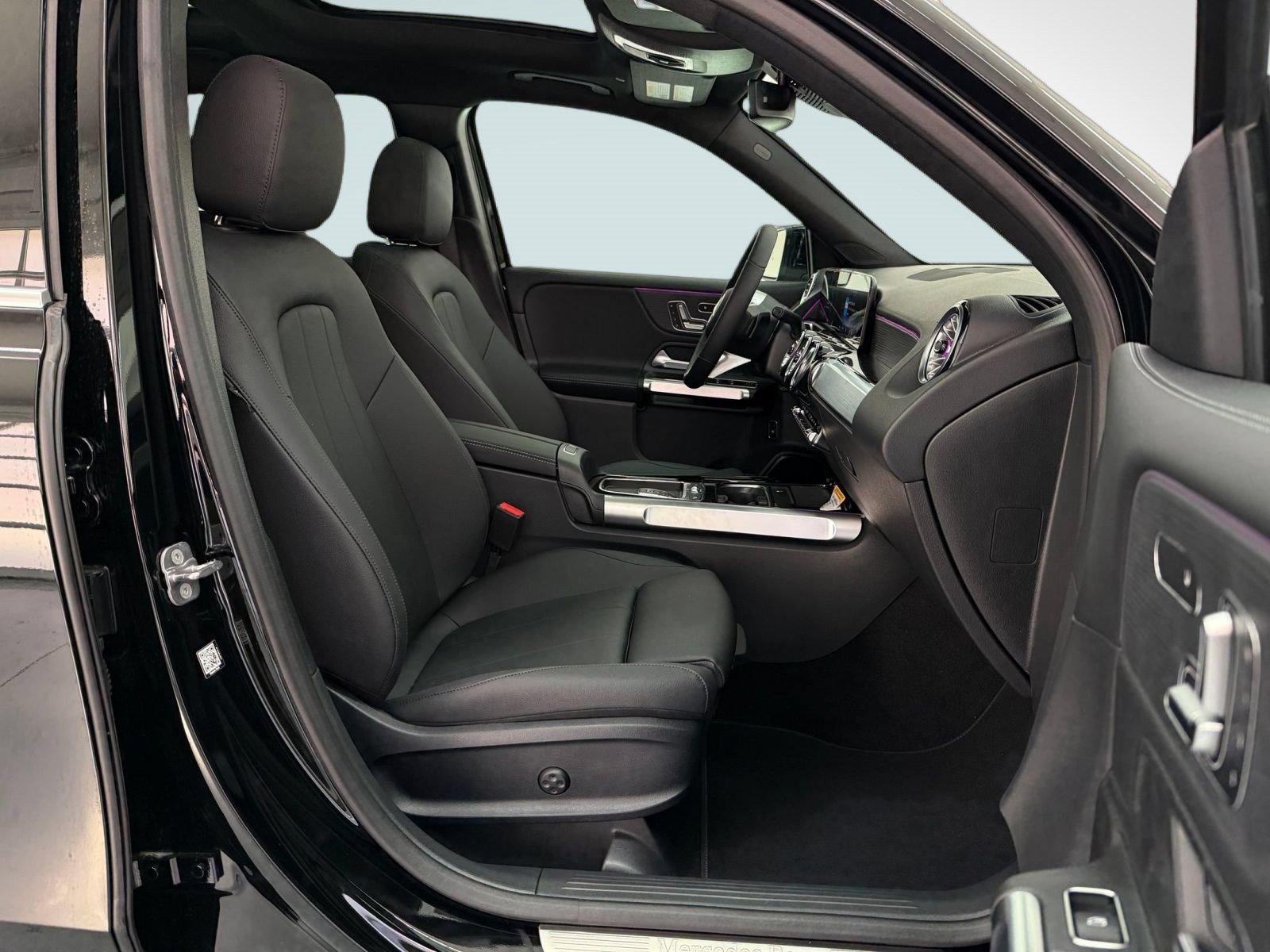 New 2026 Mercedes-Benz GLB 250 image 23