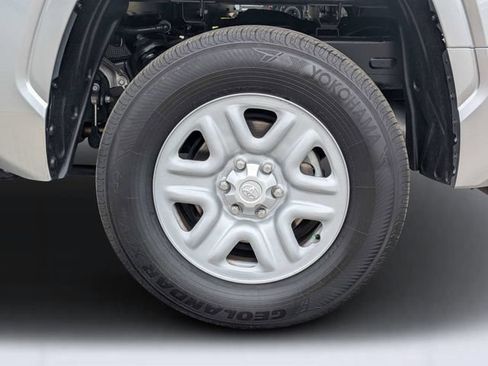 Used 2024 Toyota Tundra SR AWD/4WD image 11