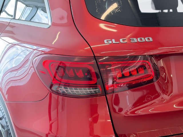 Certified 2021 Mercedes-Benz GLC 300 4MATIC image 10