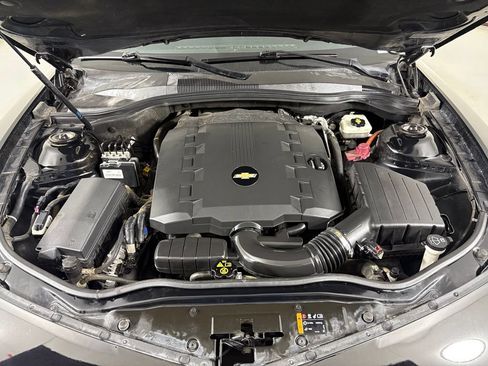 Used 2015 Chevrolet Camaro LT RWD image 41