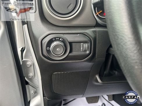 Used 2023 Jeep Wrangler Sport image 17