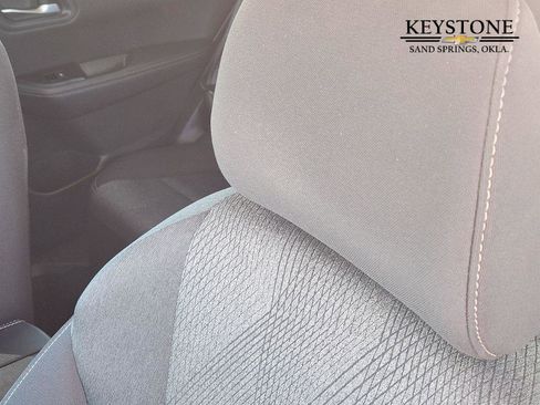 Used 2024 Nissan Rogue SV image 15