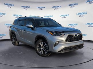 Used 2024 Toyota Highlander XLE video 2