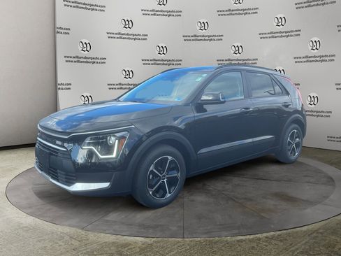 New 2026 Kia Niro EX FWD image 1
