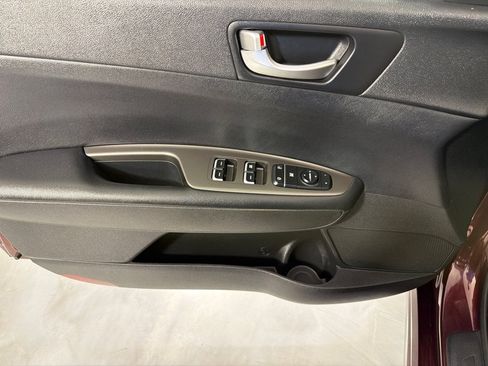 Used 2019 Kia Optima LX FWD image 11