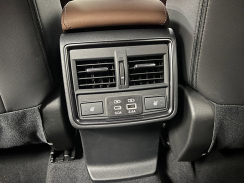 Used 2025 Subaru Forester Touring w/ Popular Package - Touring image 13