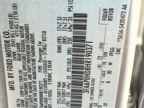 Used 2017 Ford Fusion SE w/ Fusion SE Technology Package image 31