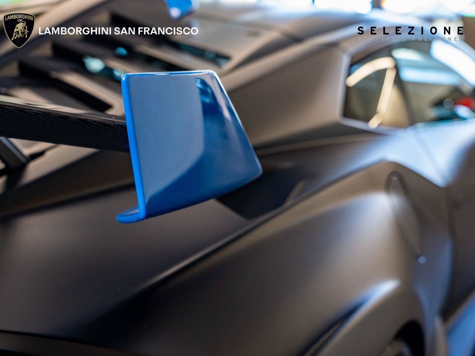 Used 2024 Lamborghini Huracan STO RWD image 25