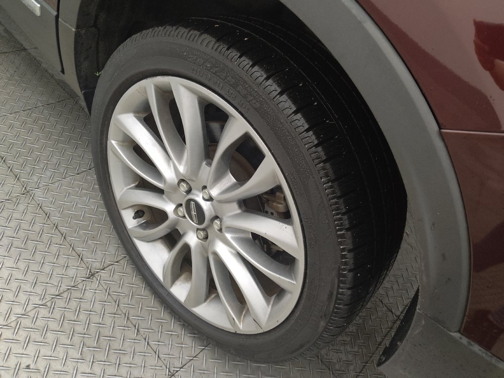 Used 2017 Lincoln MKC Reserve FWD image 31