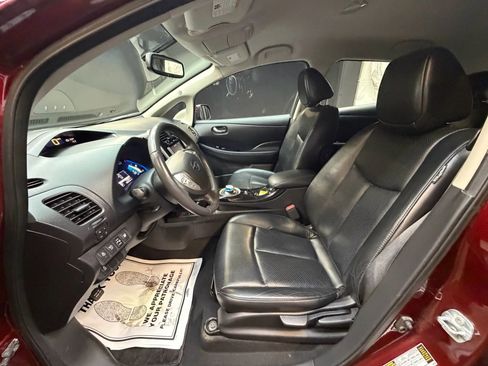 Used 2017 Nissan Leaf SL w/ Premium Package image 15