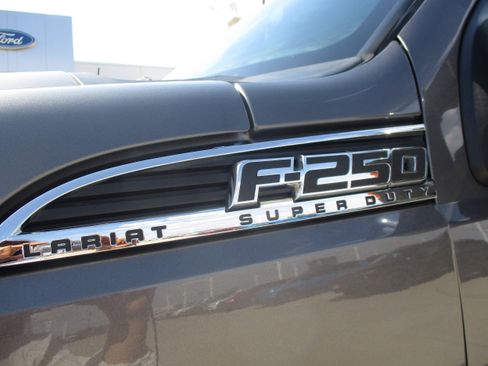 Used 2014 Ford F250 Lariat w/ Chrome Package AWD/4WD image 11