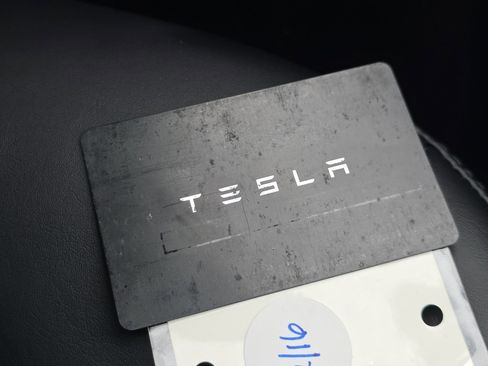 Used 2023 Tesla Model 3 Performance image 27