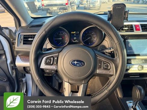 Used 2016 Subaru Outback 2.5i Limited image 11