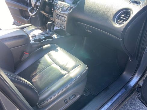 Used 2018 Nissan Pathfinder SL image 26