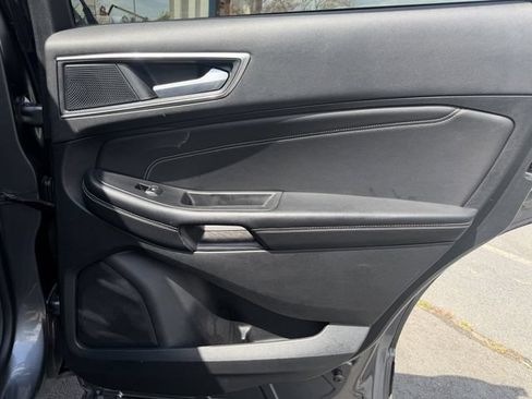 Used 2024 Ford Edge Titanium AWD/4WD image 23
