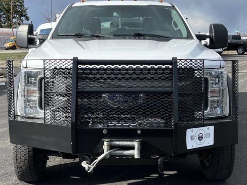 Used 2018 Ford F550 4x4 Crew Cab Super Duty image 2