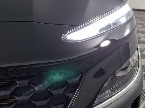 Used 2023 Hyundai Kona SEL AWD/4WD image 12