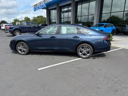 Used 2024 Honda Accord EX-L image 10