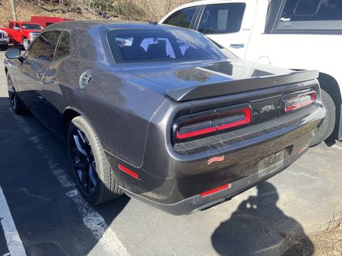 Used 2021 Dodge Challenger R/T w/ Blacktop Package image 8