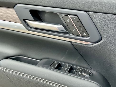 New 2026 GMC Terrain Denali w/ LPO, Black Badging Package image 51