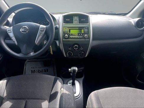 Used 2016 Nissan Versa SV w/ Fog Lights Package FWD image 17