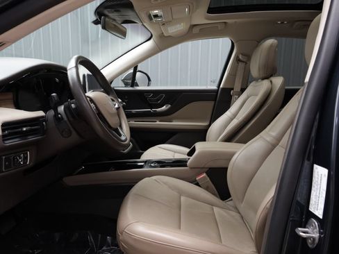 Used 2020 Lincoln Corsair Reserve w/ Equipment Group 201A FWD image 14