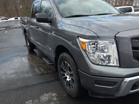 Certified 2023 Nissan Titan SV w/ Accessory Utility Package image 12