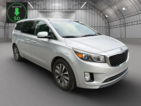 Used 2016 Kia Sedona SX FWD image 3