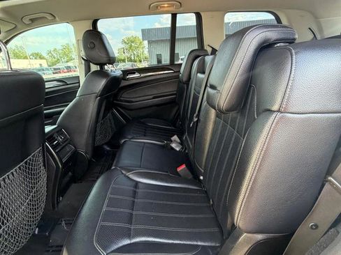 Used 2017 Mercedes-Benz GLS 450 4MATIC image 24