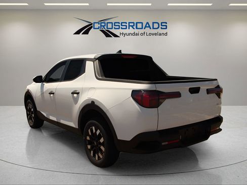 Used 2025 Hyundai Santa Cruz SE image 3