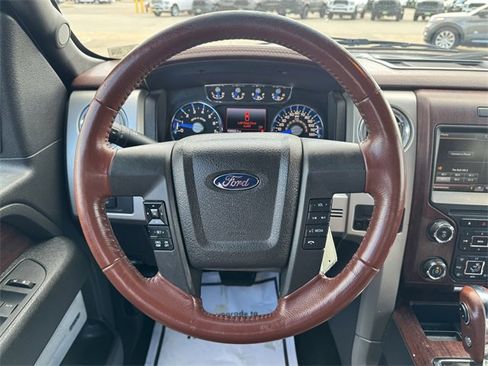 Used 2014 Ford F150 King Ranch w/ King Ranch Luxury Package image 11