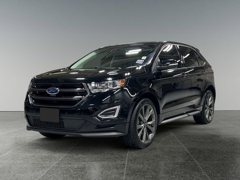 Used 2018 Ford Edge Sport w/ Equipment Group 401A image 3