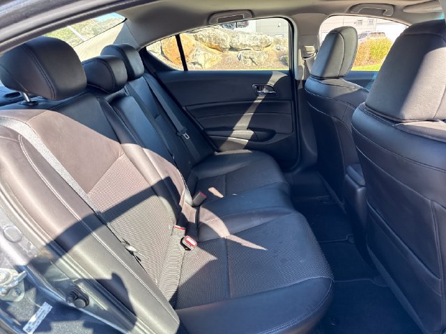 Used 2013 Acura ILX w/ Premium Package FWD image 13