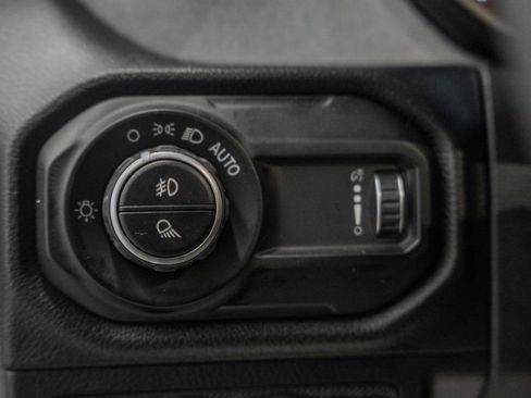 New 2025 Jeep Gladiator Sport image 36