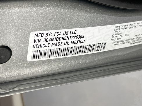 Used 2022 Jeep Compass Trailhawk image 29