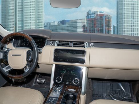 Used 2021 Land Rover Range Rover Westminster Edition image 21