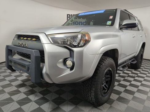 Used 2015 Toyota 4Runner SR5 image 1