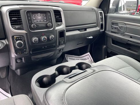 Used 2023 RAM 1500 Classic SLT image 18