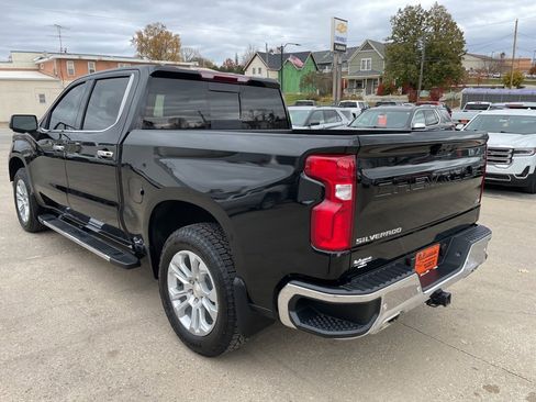Used 2025 Chevrolet Silverado 1500 LTZ w/ LTZ Premium Package image 16