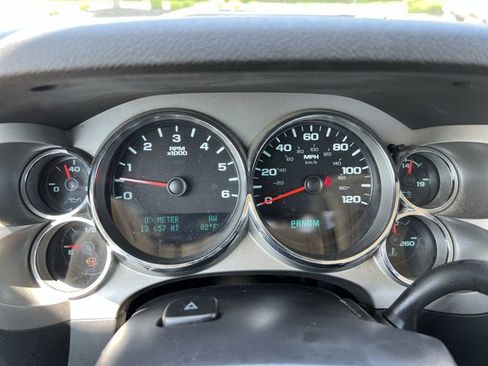 Used 2011 Chevrolet Silverado 1500 LT w/ Interior Plus Package AWD/4WD image 12