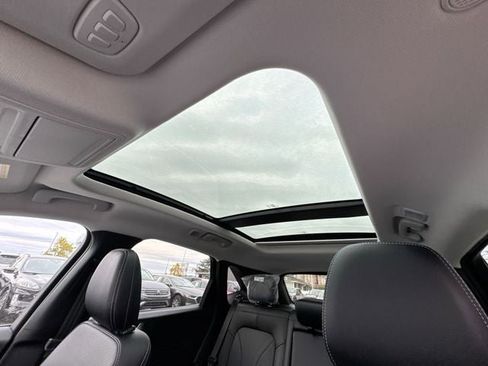 New 2026 Ford Escape SE w/ PHEV Premium Package FWD image 22