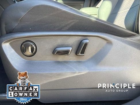 Used 2020 Volkswagen Tiguan SE R-Line image 16