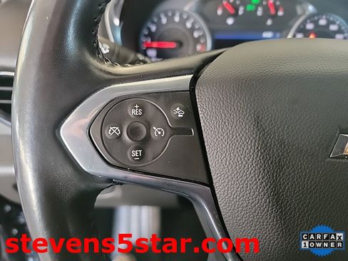 Used 2022 Chevrolet Traverse LT image 17