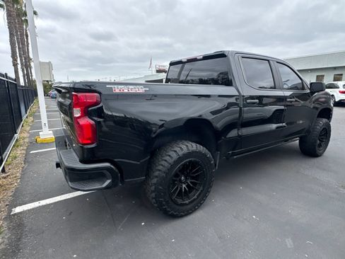 Used 2020 Chevrolet Silverado 1500 Custom Trail Boss w/ Custom Convenience Package AWD/4WD image 3