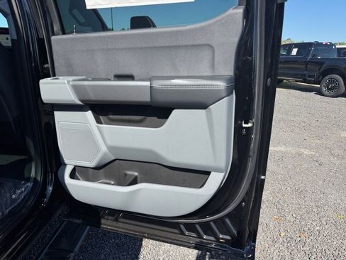 New 2026 Ford F250 XL w/ STX Appearance Package AWD/4WD image 24