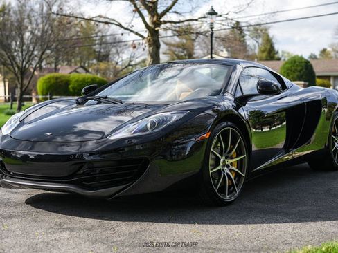 Used 2013 McLaren MP4-12C Spider RWD image 17