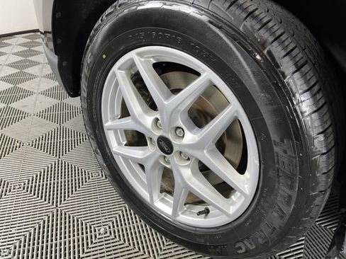 Used 2024 Ford Edge SEL AWD/4WD image 16