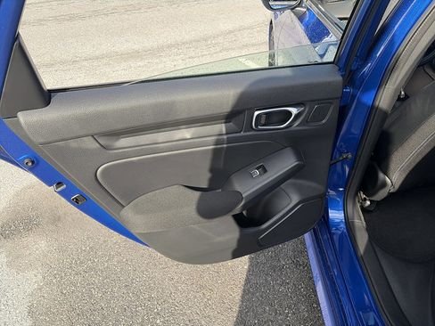 Used 2022 Honda Civic Sport image 18
